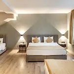 Hotel Orya