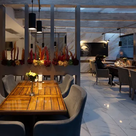 Orya Hotel