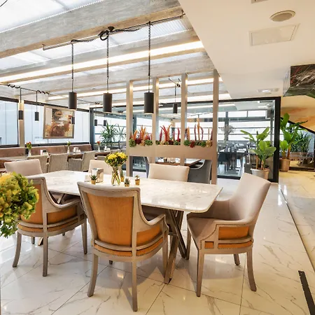 Hotel Orya