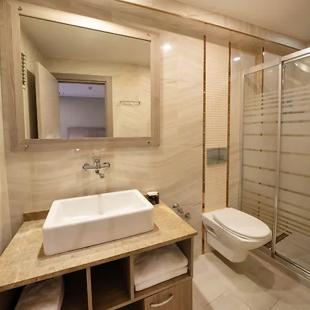 Hotel Orya 3*